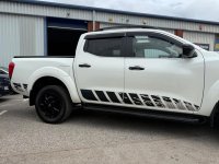 NISSAN NAVARA